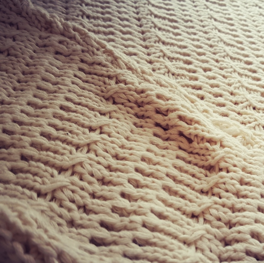 Elizabeth & James Knit Sweater Ivory, Cream - Picture 5 of 8